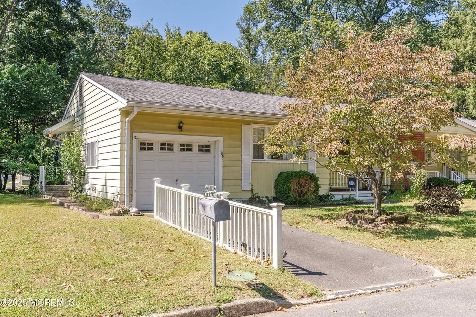 4 California Drive, Whiting, NJ 08759