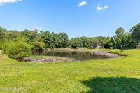 4 California Drive, Whiting, NJ 08759