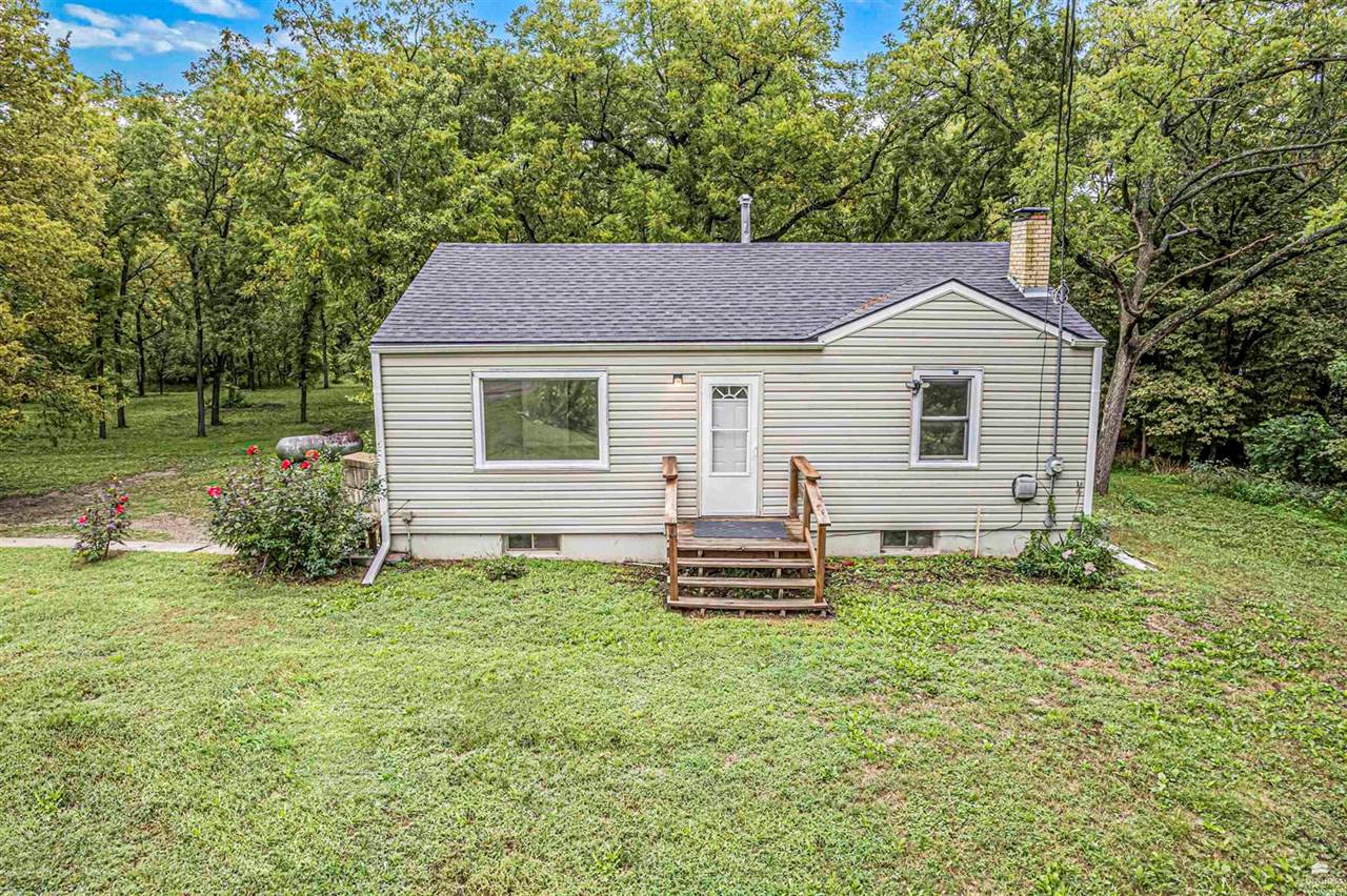 2425 Old 40 Highway, Junction City, KS 66441