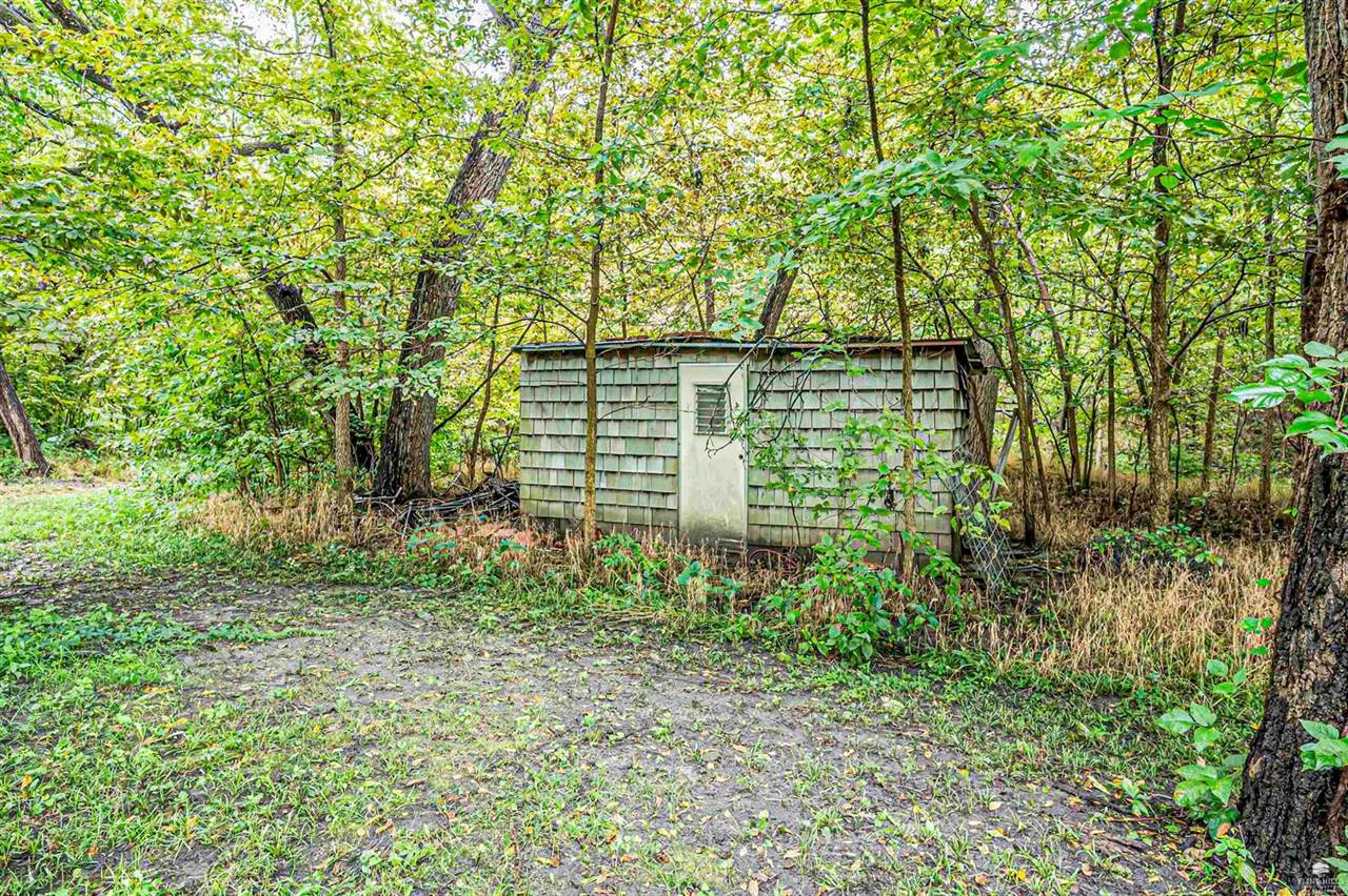 2425 Old 40 Highway, Junction City, KS 66441