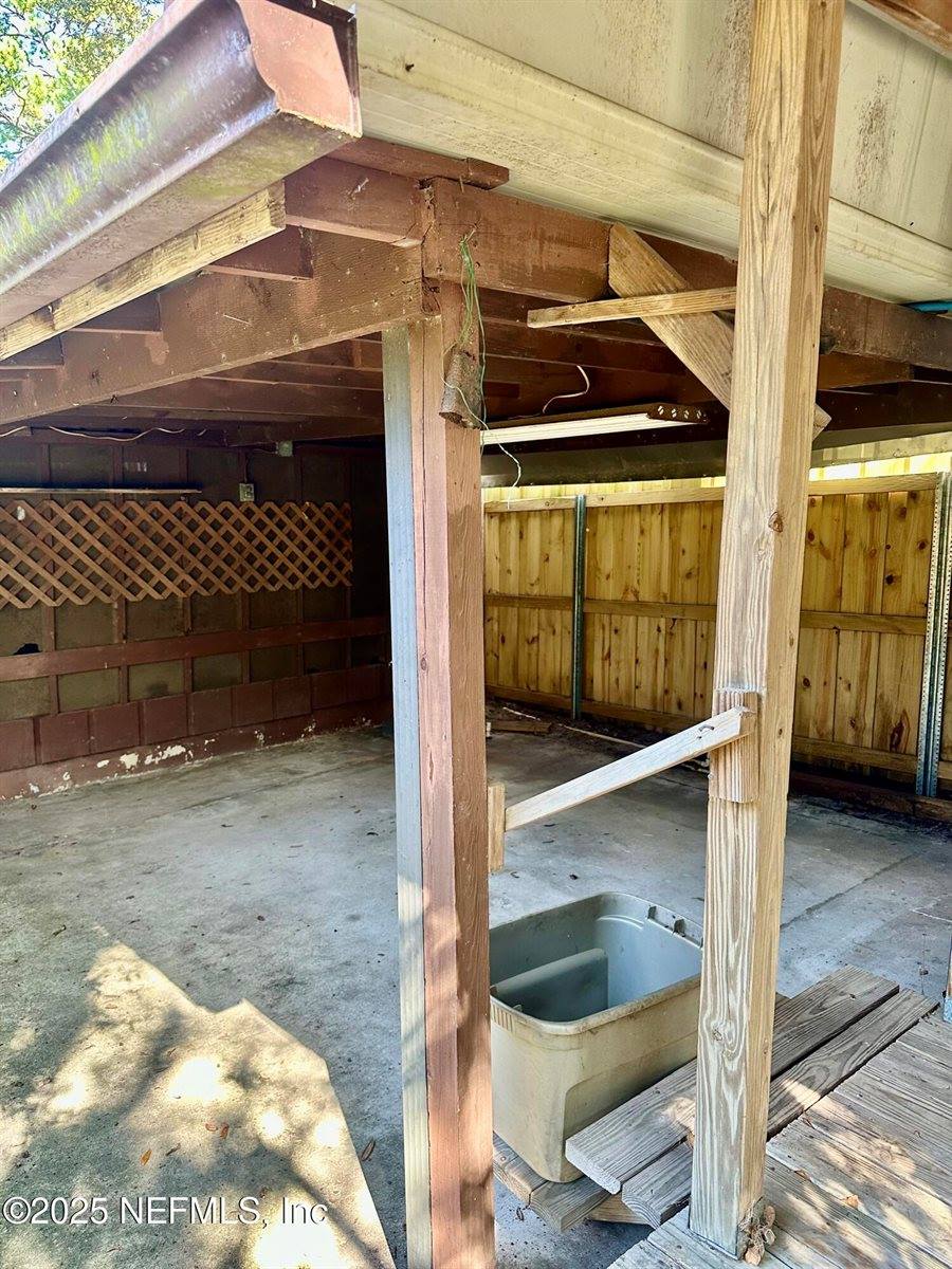 8845 Atter Lane, Jacksonville, FL 32216