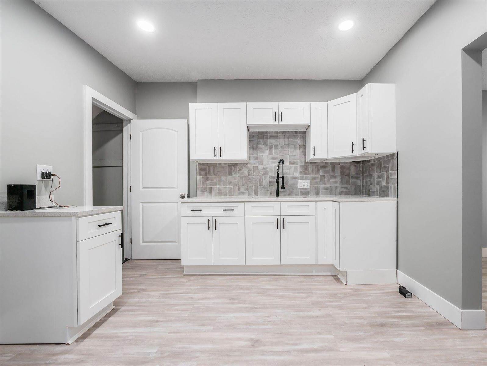 225 South Highland Avenue, Columbus, OH 43223