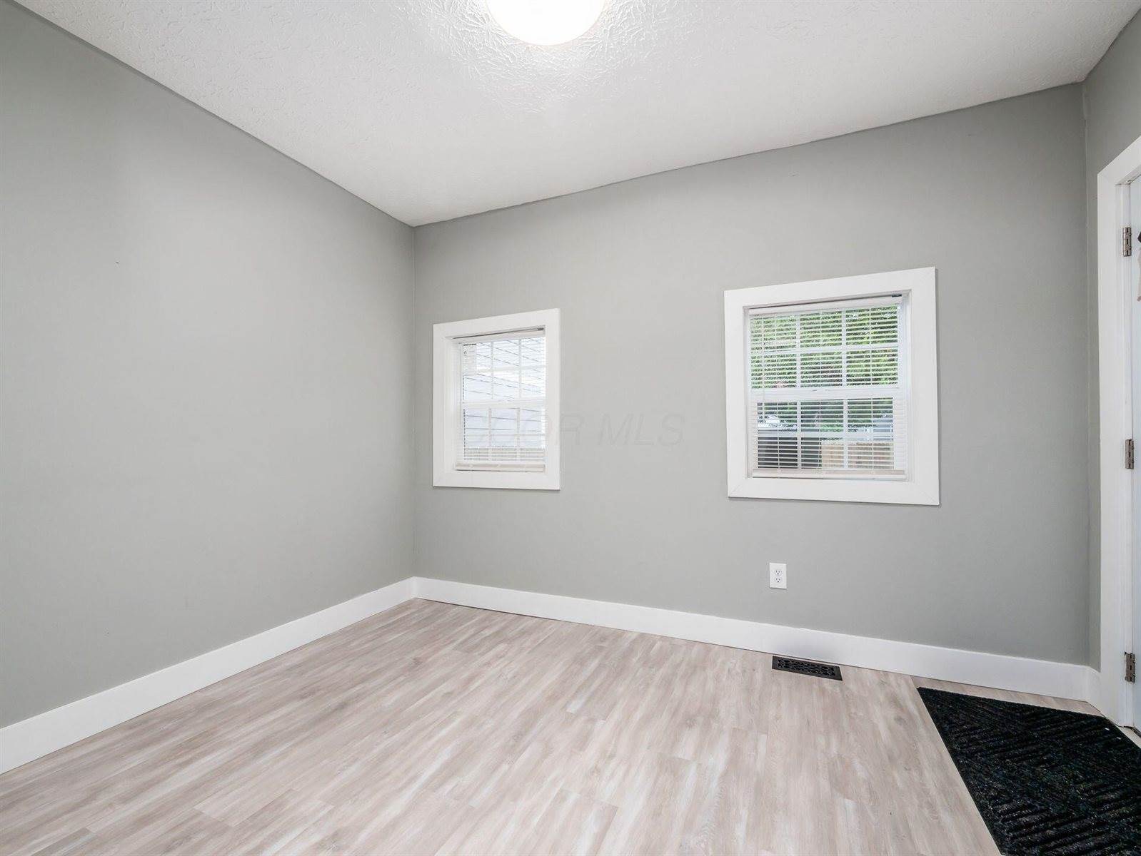 225 South Highland Avenue, Columbus, OH 43223