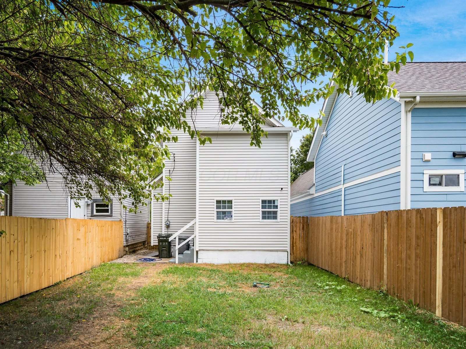 225 South Highland Avenue, Columbus, OH 43223