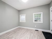 225 South Highland Avenue, Columbus, OH 43223