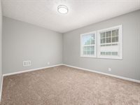 225 South Highland Avenue, Columbus, OH 43223