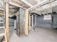 225 South Highland Avenue, Columbus, OH 43223