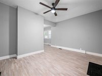 225 South Highland Avenue, Columbus, OH 43223