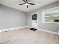 225 South Highland Avenue, Columbus, OH 43223