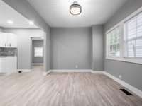 225 South Highland Avenue, Columbus, OH 43223