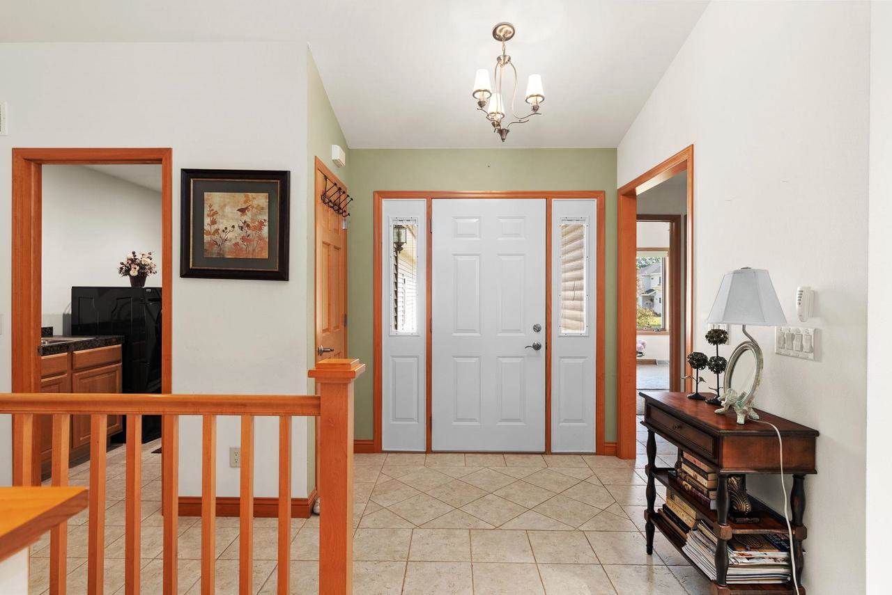 209 Morningside Drive, Deerfield, WI 53531