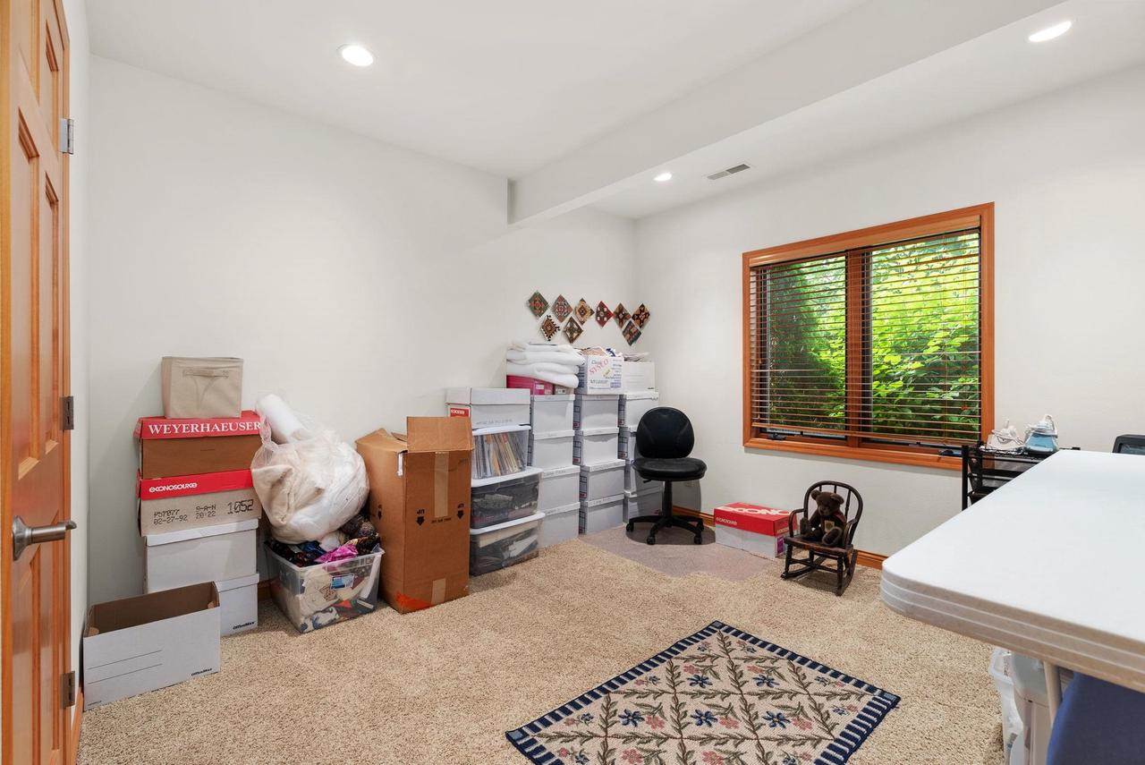 209 Morningside Drive, Deerfield, WI 53531