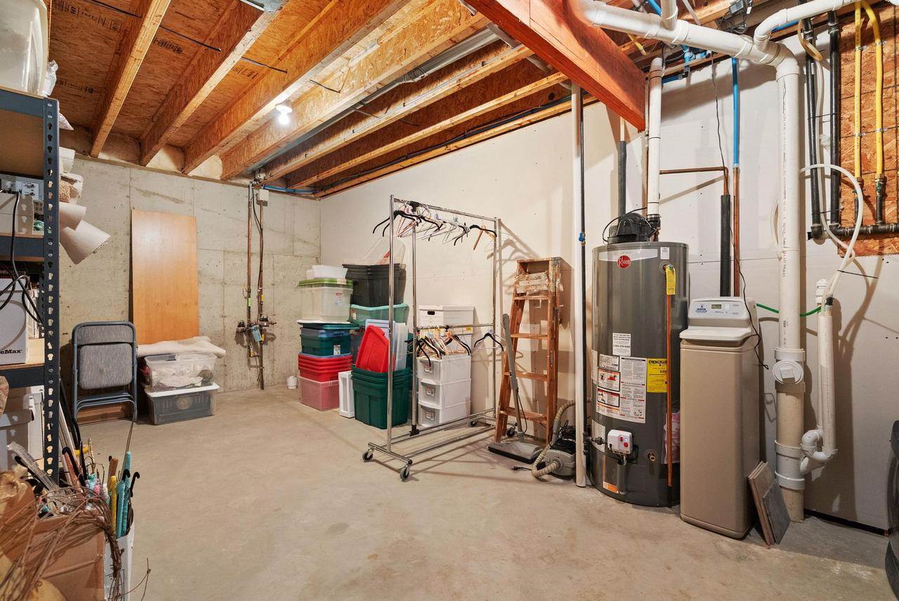 209 Morningside Drive, Deerfield, WI 53531