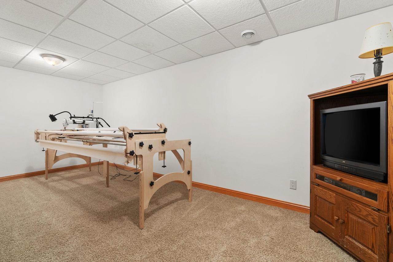 209 Morningside Drive, Deerfield, WI 53531