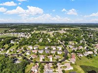 209 Morningside Drive, Deerfield, WI 53531