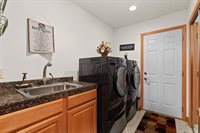 209 Morningside Drive, Deerfield, WI 53531