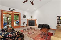 209 Morningside Drive, Deerfield, WI 53531