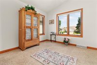 209 Morningside Drive, Deerfield, WI 53531