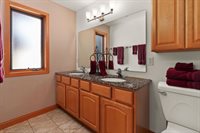 209 Morningside Drive, Deerfield, WI 53531