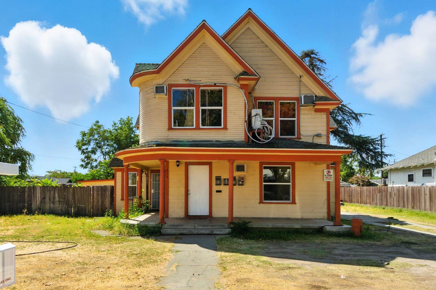 312 West Main Street, Turlock, CA 95380