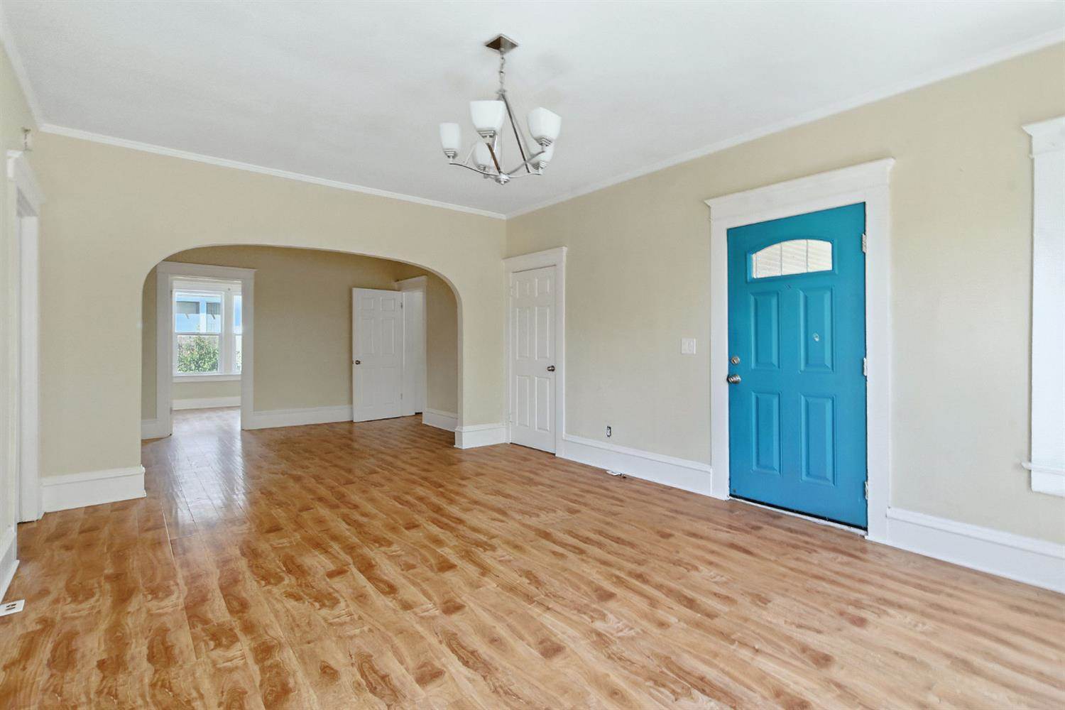 312 West Main Street, Turlock, CA 95380