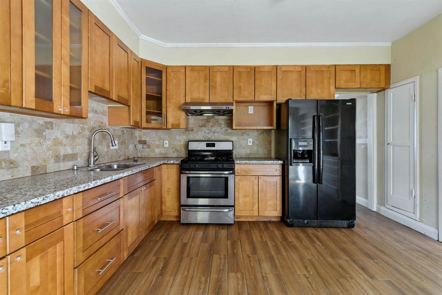 312 West Main Street, Turlock, CA 95380