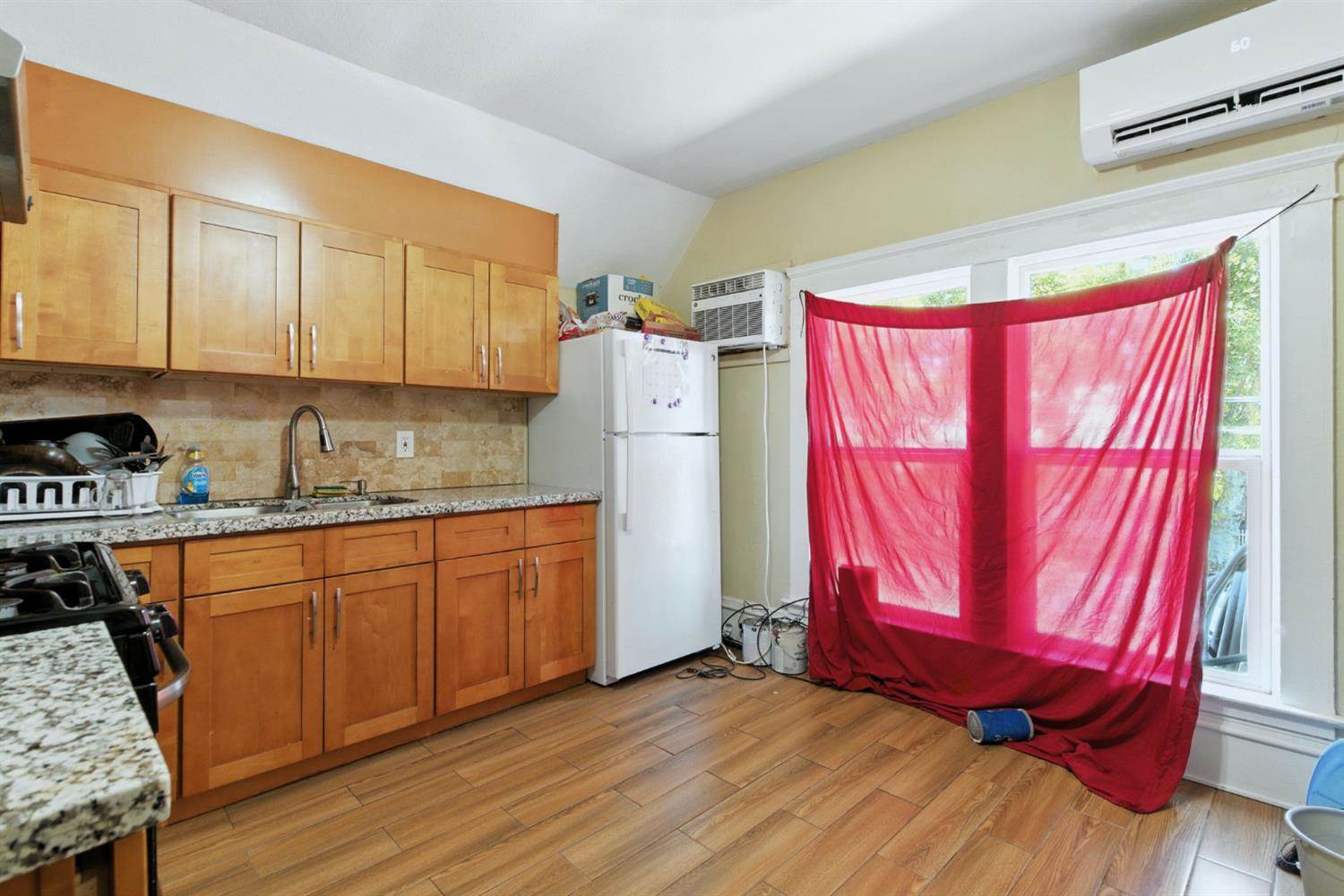 312 West Main Street, Turlock, CA 95380