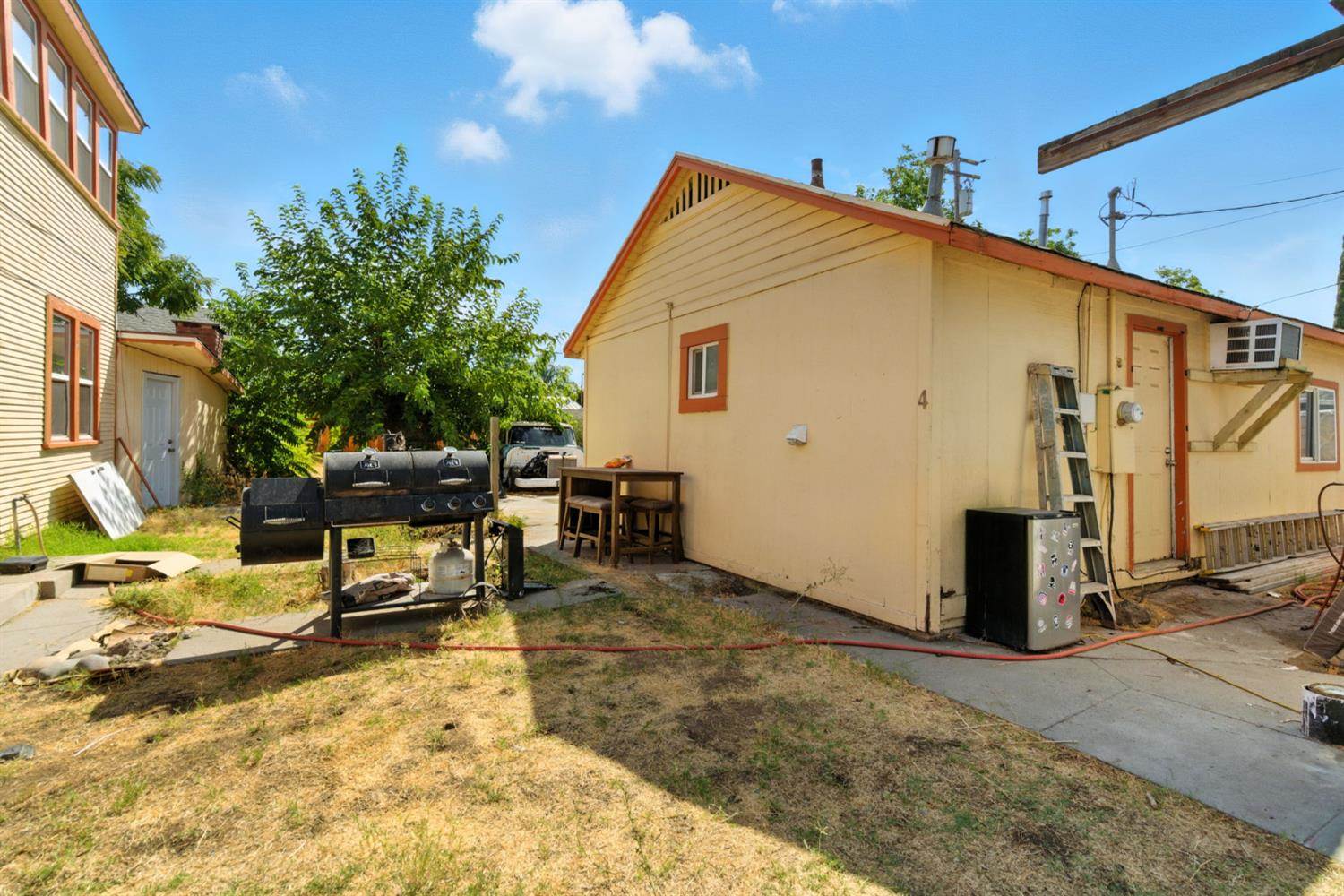 312 West Main Street, Turlock, CA 95380