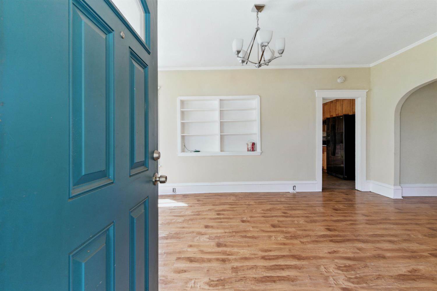 312 West Main Street, Turlock, CA 95380