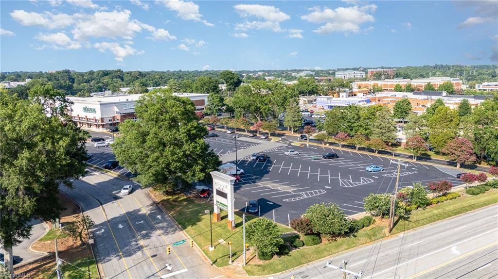 3210 Edgewater Drive, Greensboro, NC 27403