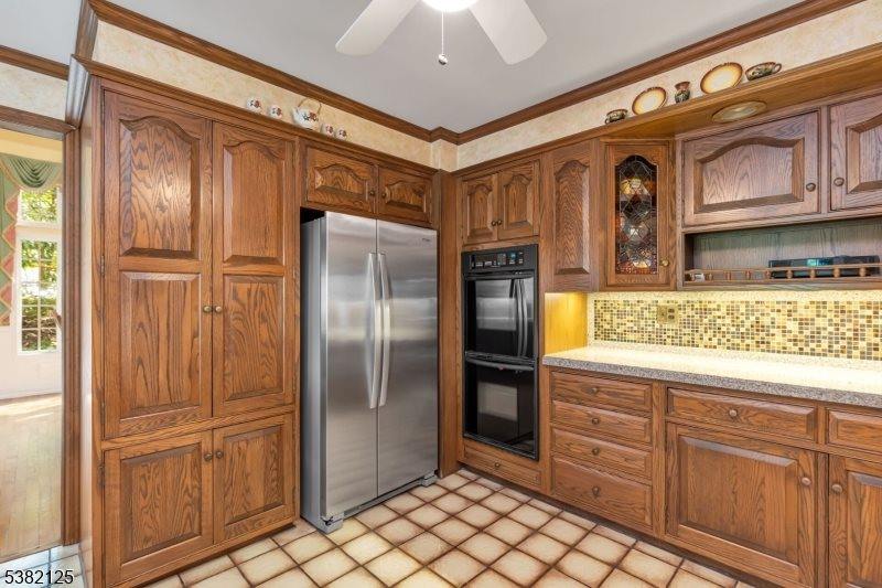 16 Robin Road, Warren Township, NJ 07059