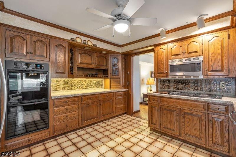 16 Robin Road, Warren Township, NJ 07059