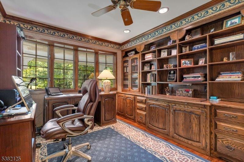 16 Robin Road, Warren Township, NJ 07059