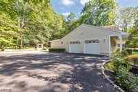 16 Robin Road, Warren Township, NJ 07059