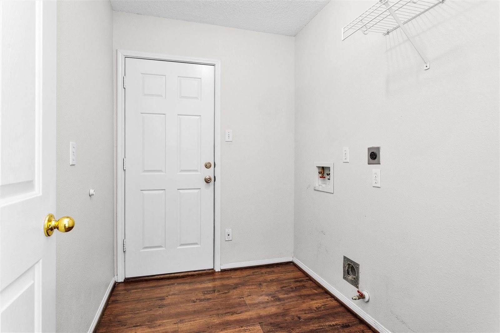 13334 West Brazos Bend Drive, Needville, TX 77461