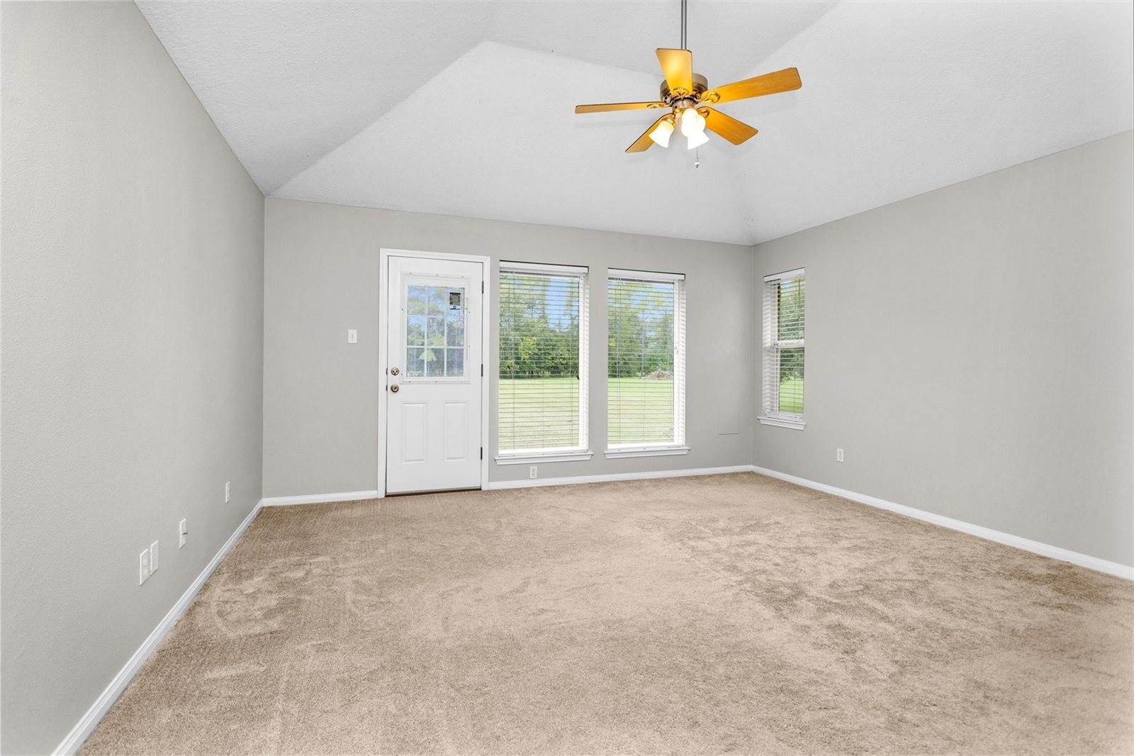 13334 West Brazos Bend Drive, Needville, TX 77461