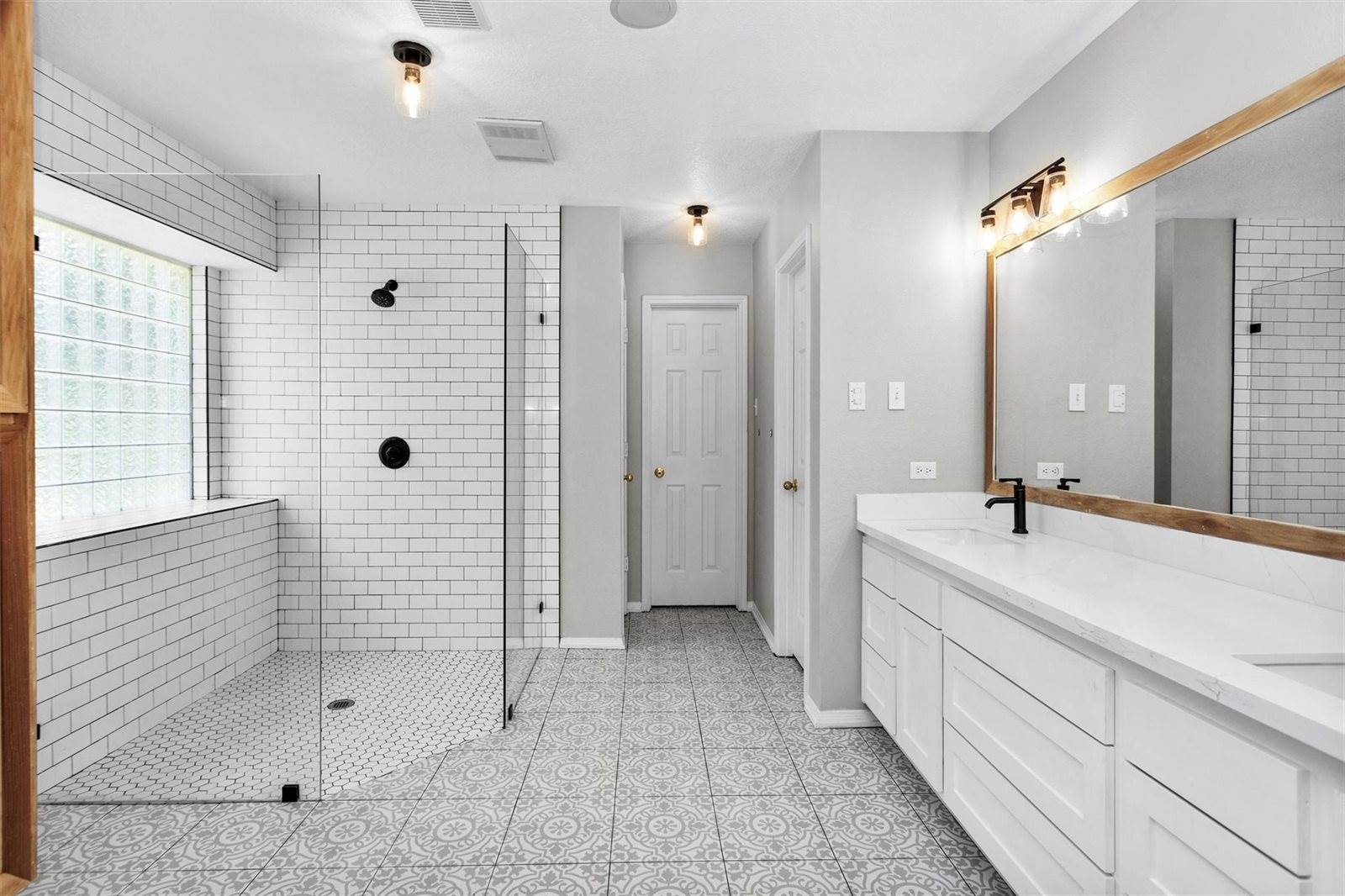 13334 West Brazos Bend Drive, Needville, TX 77461