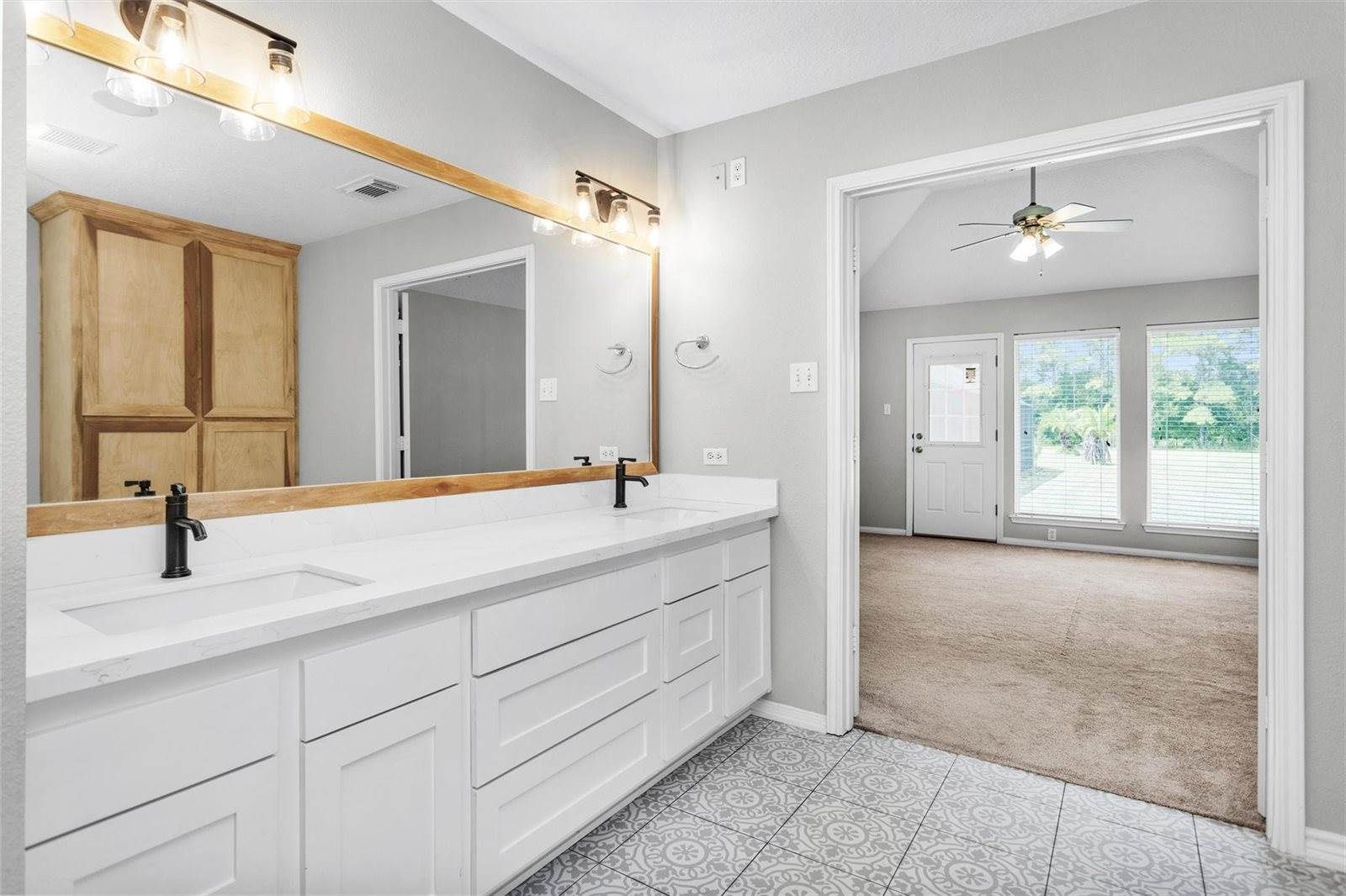 13334 West Brazos Bend Drive, Needville, TX 77461