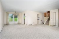 328 Chestnut Lane, Vestal, NY 13850