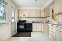 328 Chestnut Lane, Vestal, NY 13850