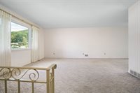 328 Chestnut Lane, Vestal, NY 13850