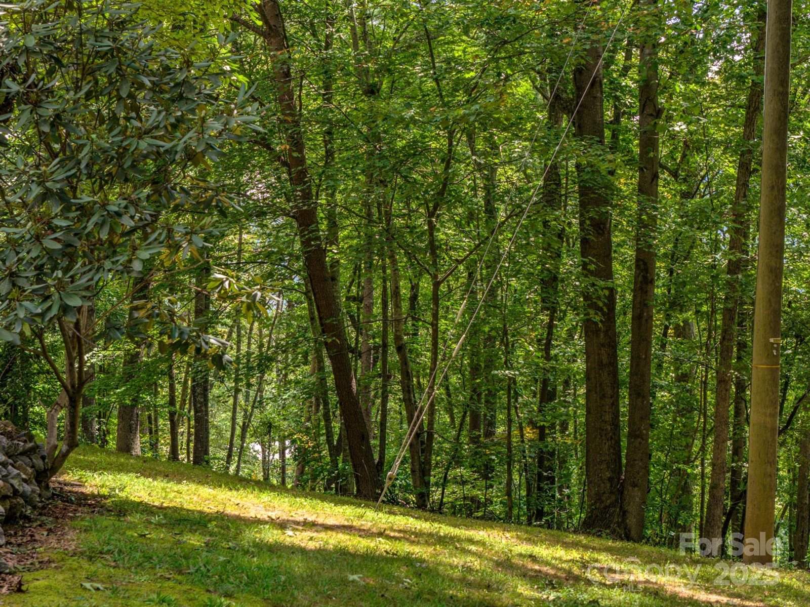 452 Cragmont Road, Black Mountain, NC 28711