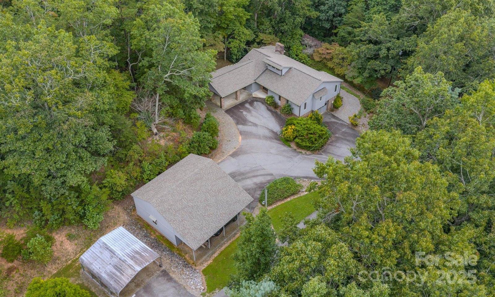 452 Cragmont Road, Black Mountain, NC 28711