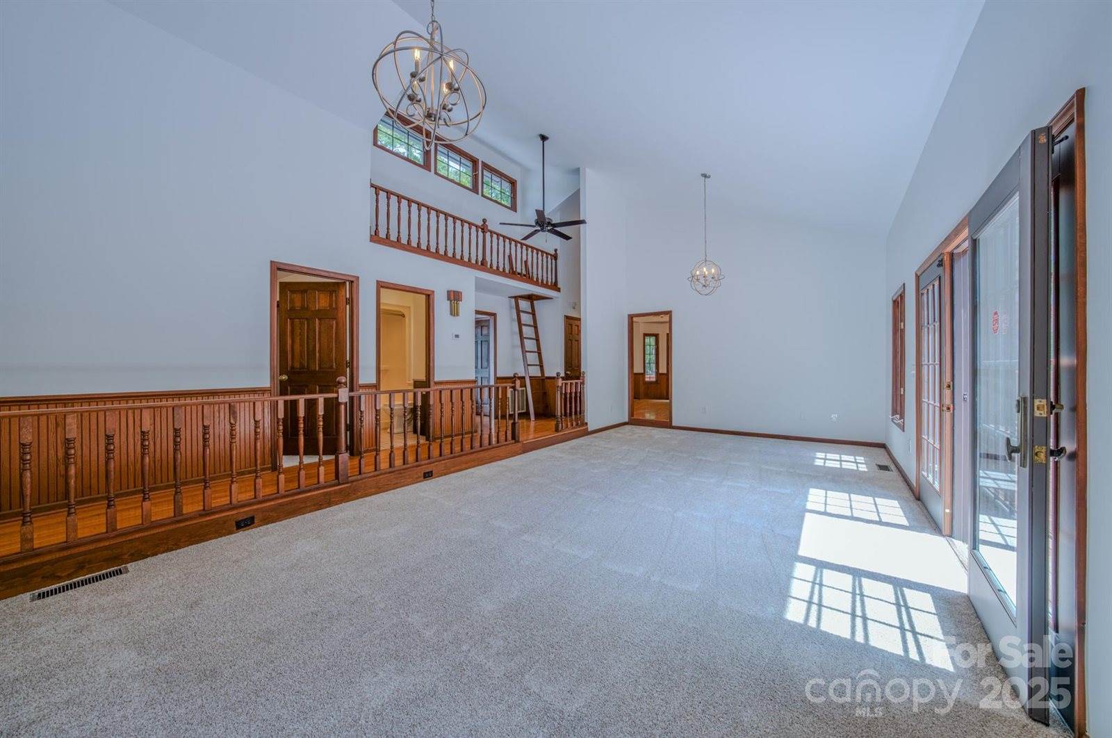 452 Cragmont Road, Black Mountain, NC 28711