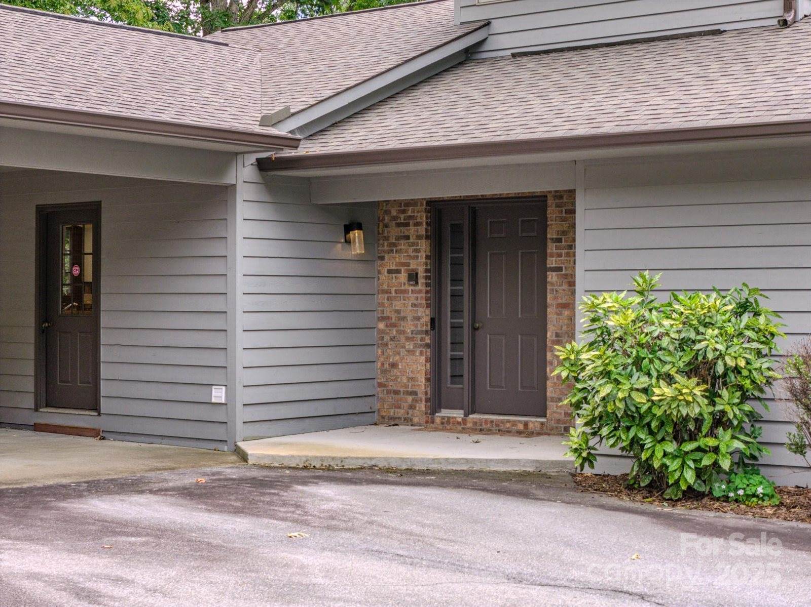 452 Cragmont Road, Black Mountain, NC 28711