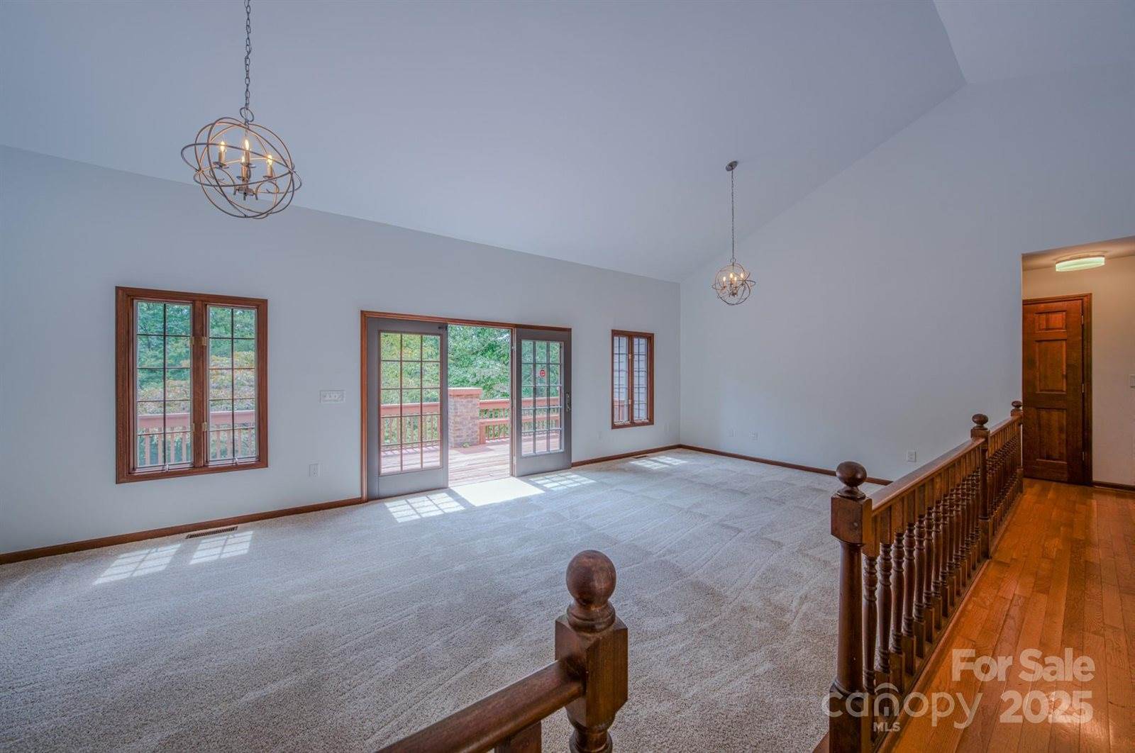 452 Cragmont Road, Black Mountain, NC 28711