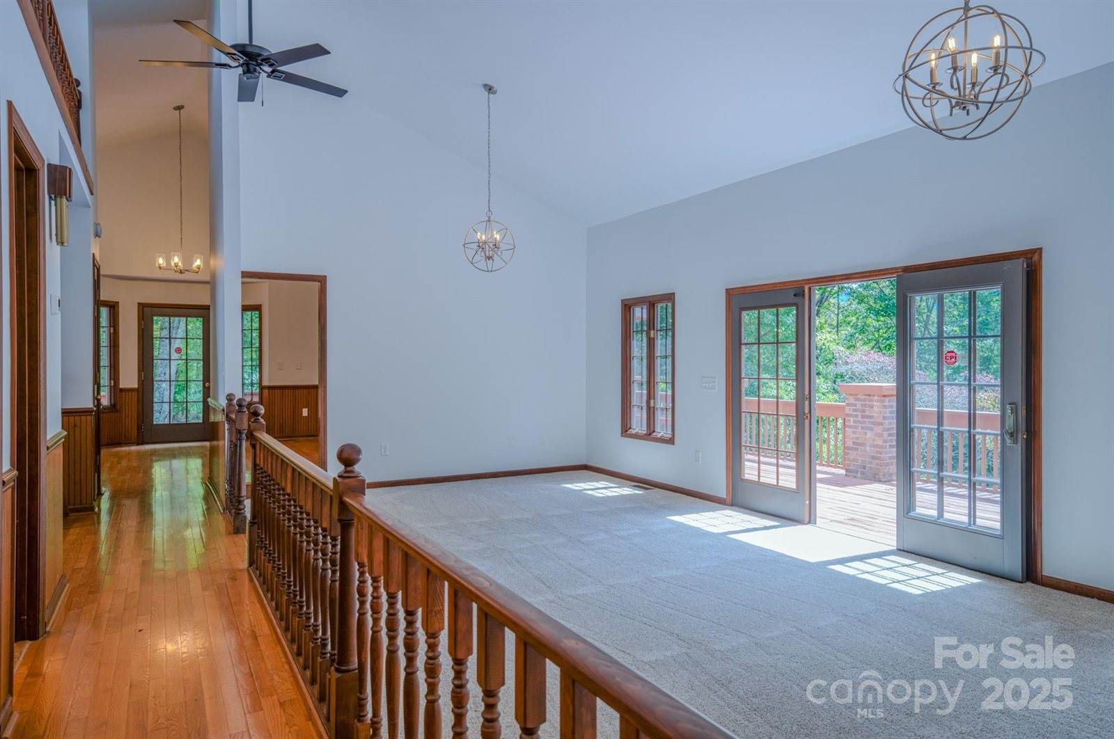 452 Cragmont Road, Black Mountain, NC 28711