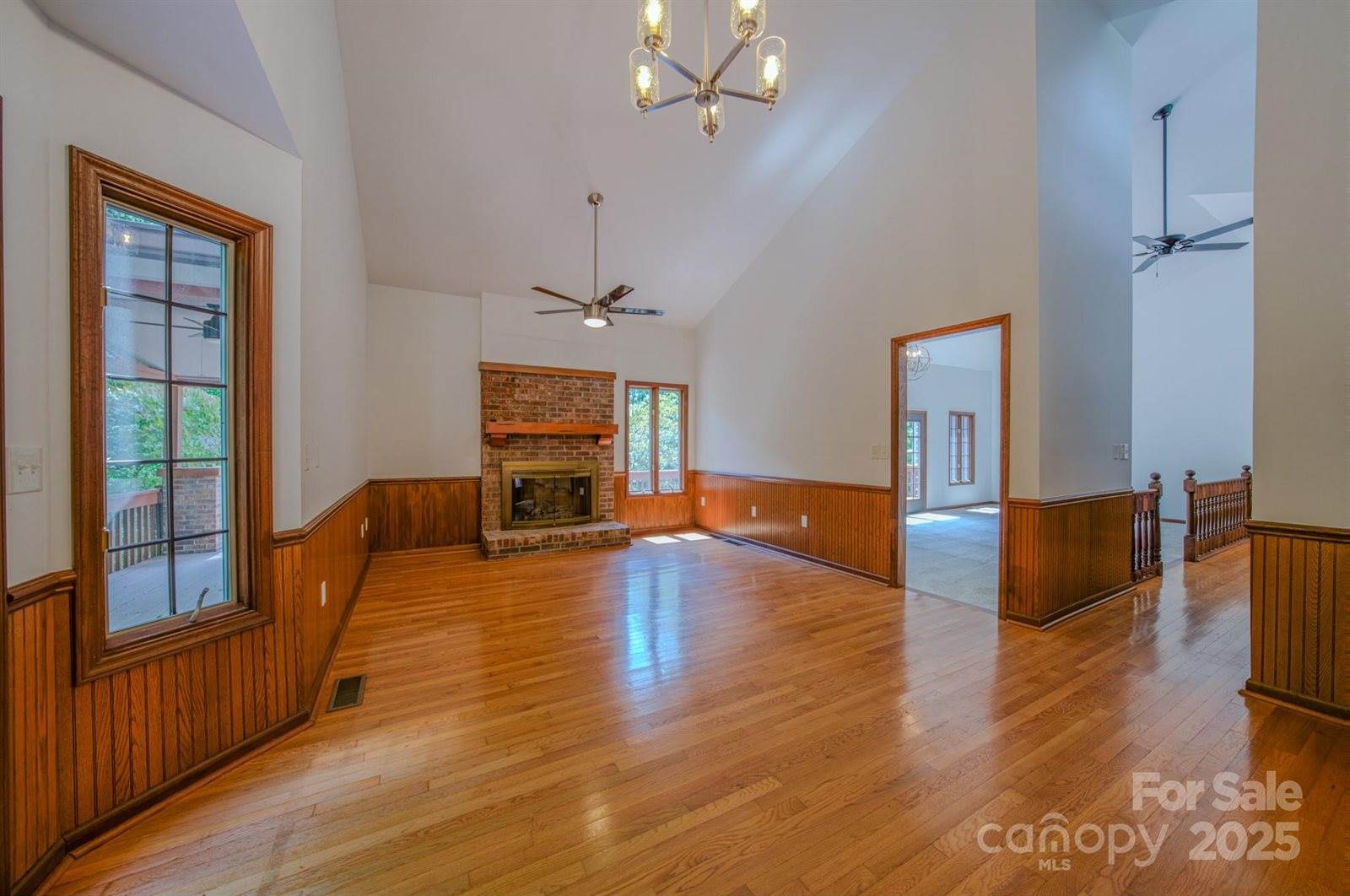 452 Cragmont Road, Black Mountain, NC 28711