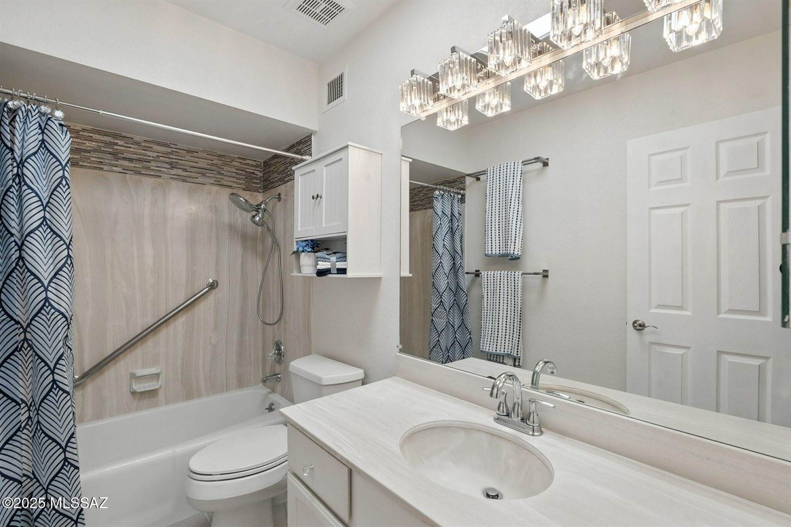 9070 East Palms Park Drive, Tucson, AZ 85715