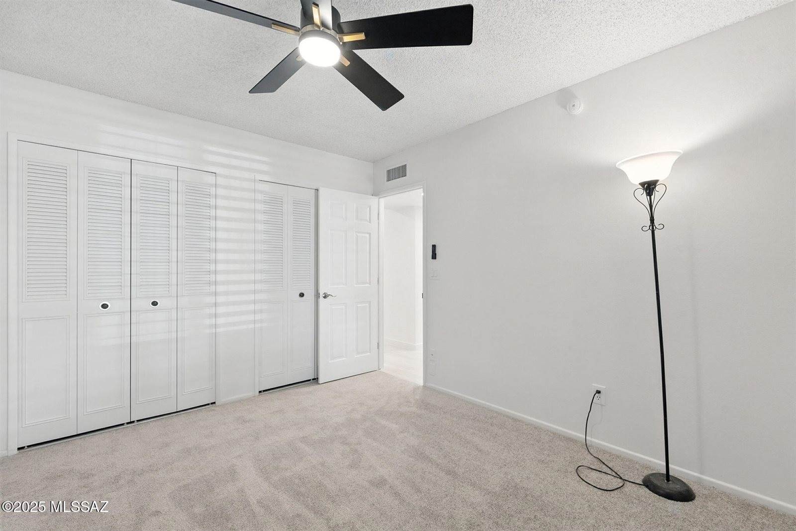 9070 East Palms Park Drive, Tucson, AZ 85715